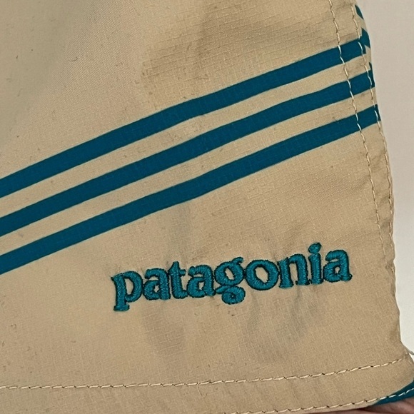 Patagonia Swim Trunks Board Shorts Tan Aqua Stripes Zipper Pocket Men’s 32 - Picture 3 of 10